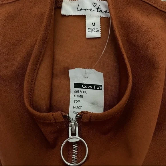 Women’s Love Tree Boutique Brown Crop Top & Pants Set Size Medium! - Picture 3 of 8